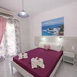 Eleni Holidays Up To 18 Guests * Karousádes