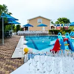 Eleni Holidays Up To 18 Guests 빌라 Karousádes