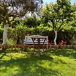 Eleni Holidays Up To 18 Guests Karousádes
