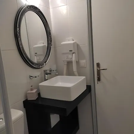 Vila Eleni Holidays Up To 18 Guests
