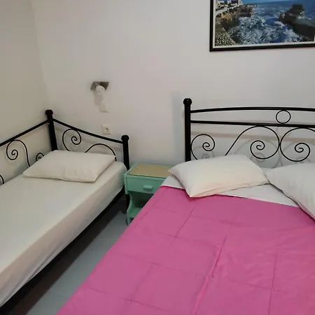 Vila Eleni Holidays Up To 18 Guests Karousádes