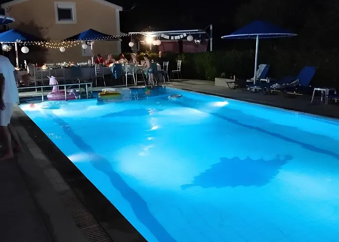 Eleni Holidays Up To 18 Guests Vila