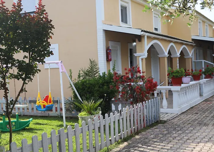 Eleni Holidays Up To 18 Guests Vila Karousádes
