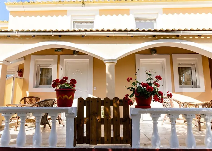 Eleni Holidays Up To 18 Guests *
