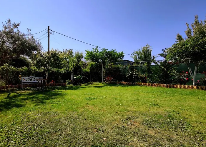 Вилла Eleni Holidays Up To 18 Guests