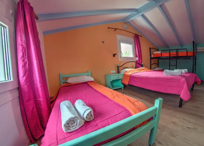 Вилла Eleni Holidays Up To 18 Guests Карусадес