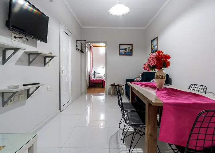 Villa Eleni Holidays Up To 18 Guests